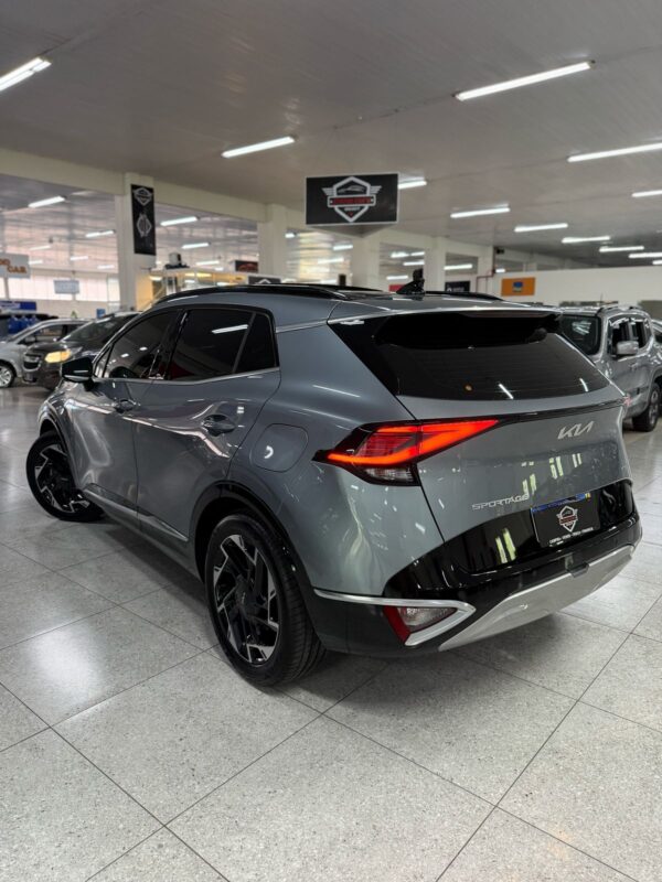 KIA SPORTAGE PRESTIGE HYBRID 1.6 AUTOMÁTICO COM TETO SOLAR E PANORÂMICO 2024 CINZA - Imagem 3