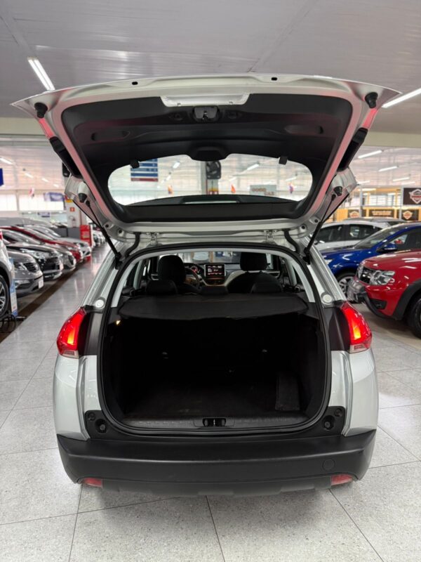 PEUGEOT 2008 ALLURE PACK 1.6 FLEX AUTOMÁTICO 2022 PRATA - Imagem 5