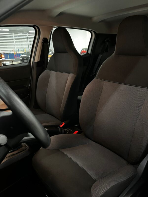 CITROEN C3 LIVE PACK 1.0 FLEX 2023 BRANCO - Imagem 11